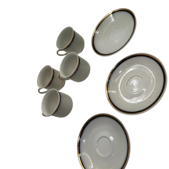 Fine white china expresso cups set of 4 cups w/ 3 saucers - Picture 4 of 7